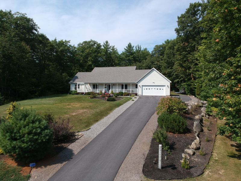 Asphalt Driveway with Curved Design